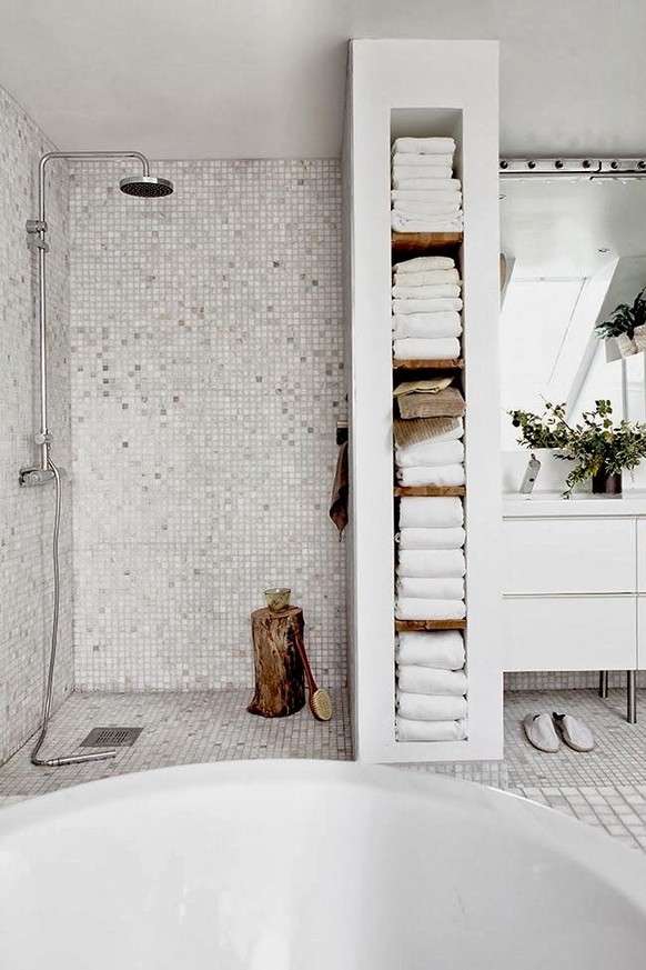 Give a Luxurious Touch to your Bathroom