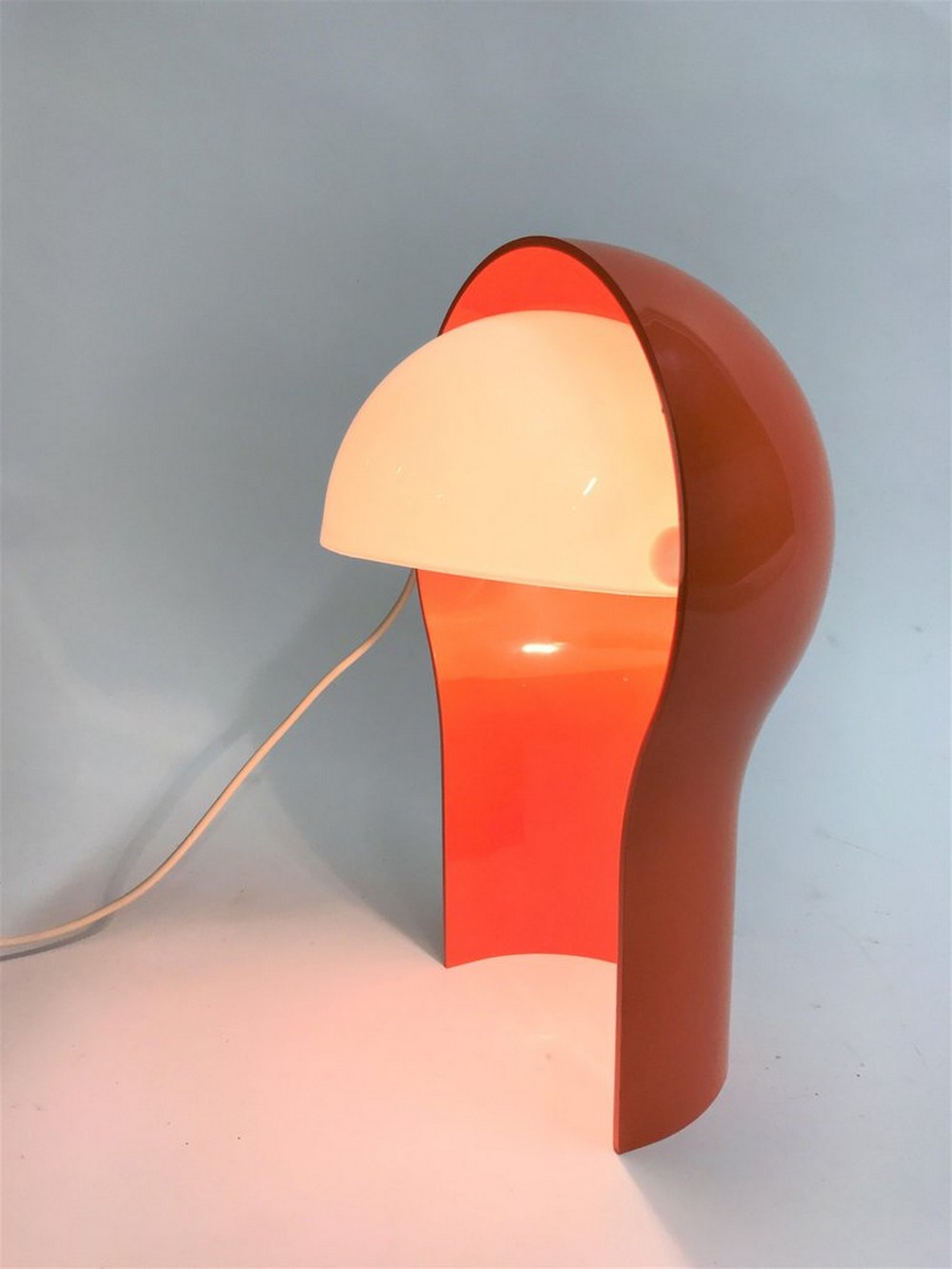 7 Bespoke Table Lamp Designs That Are At The 1stdibs Online Store