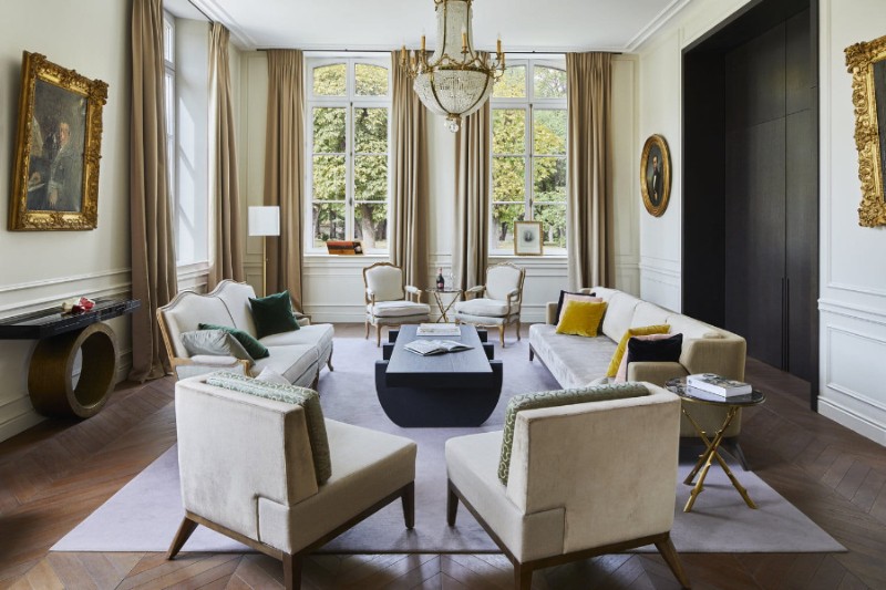 Innovative Approach To Luxury With Elliott Barnes Interiors