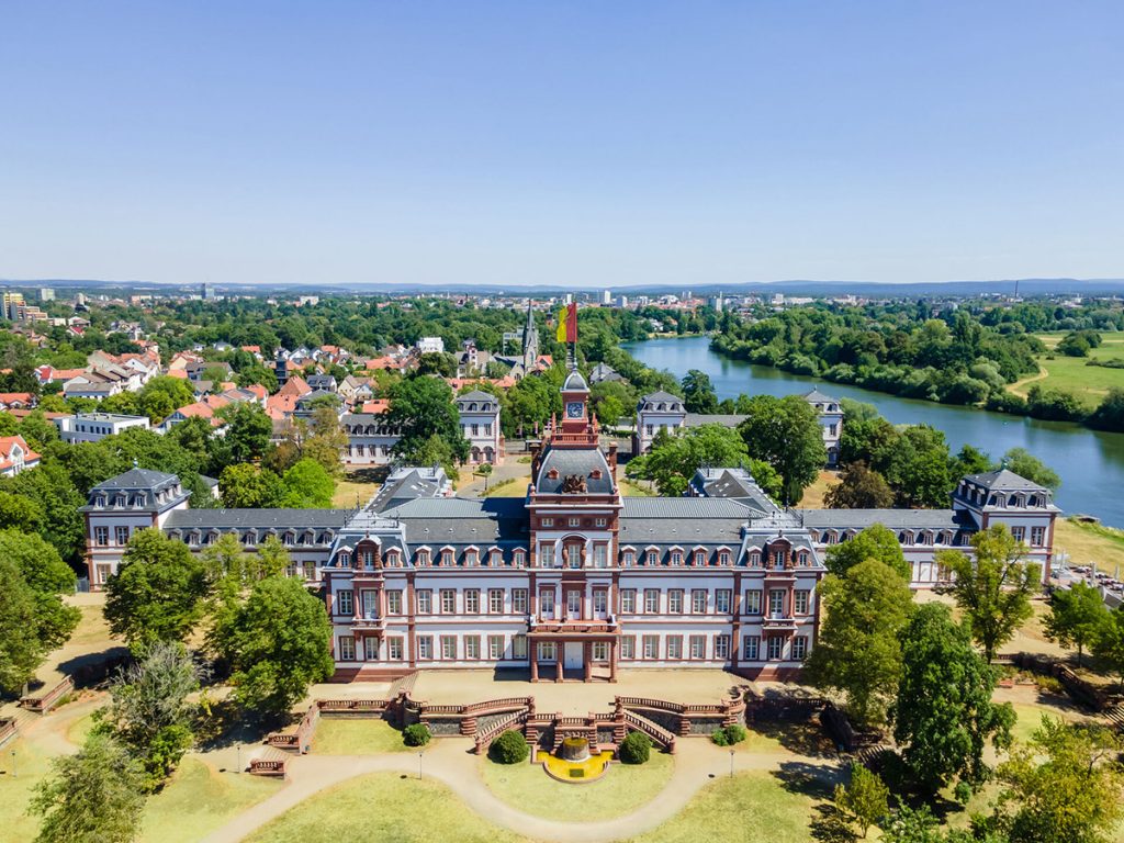 Lifestyle Magazines: Discover Germany Like Never Before!